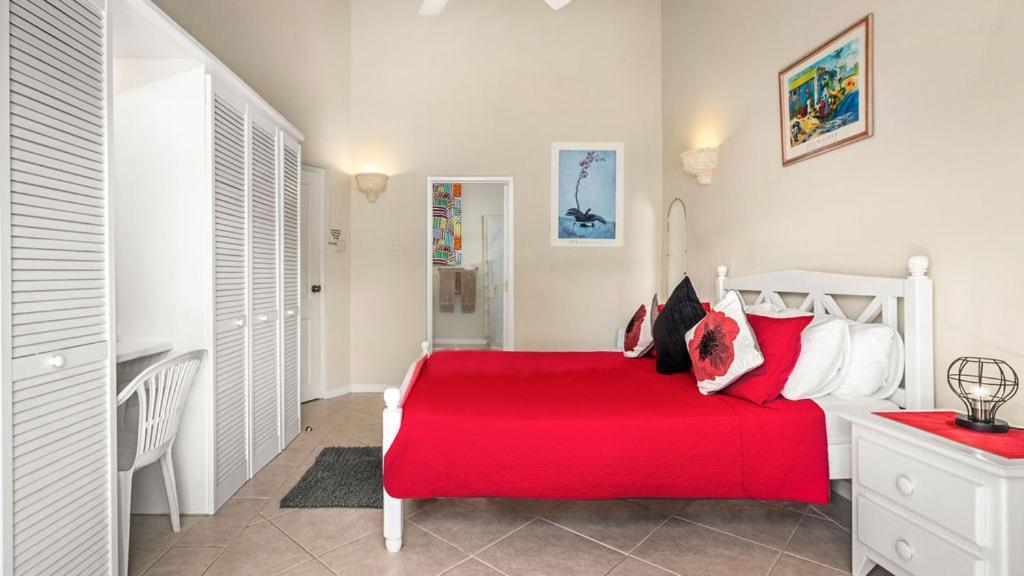 Nanpa, Luxury Family Three Bed Villa, St James West Coast, Private Pool Saint James Exterior photo